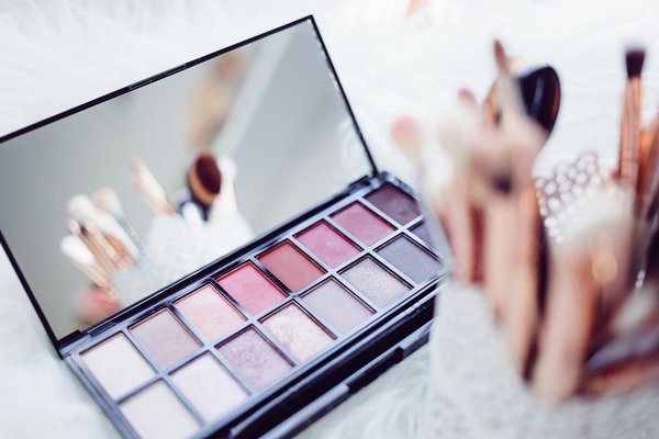 "Les avantages du maquillage vegan pour la peau